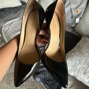 Awesome condition heels